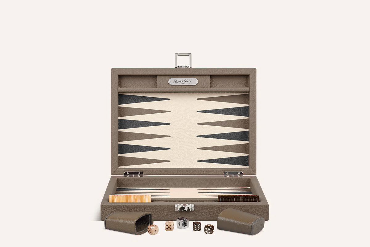 #COLOR_TAUPE