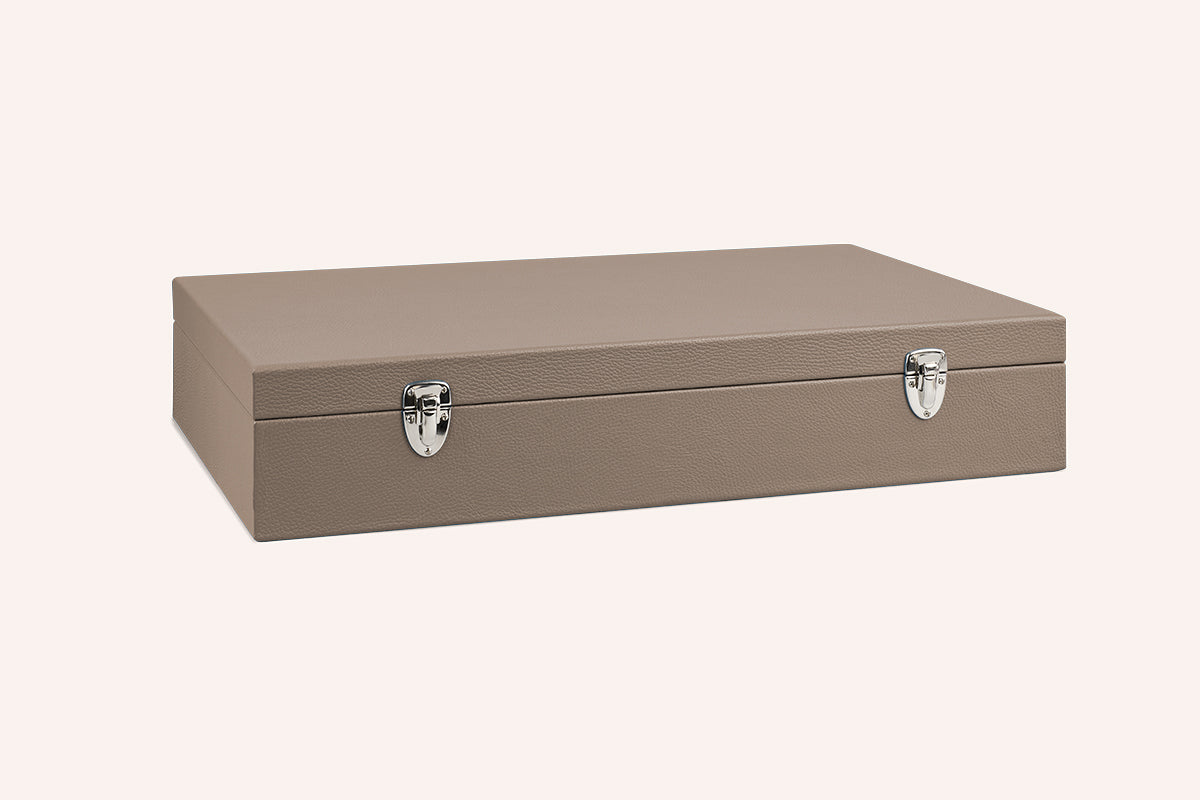 #color_Taupe